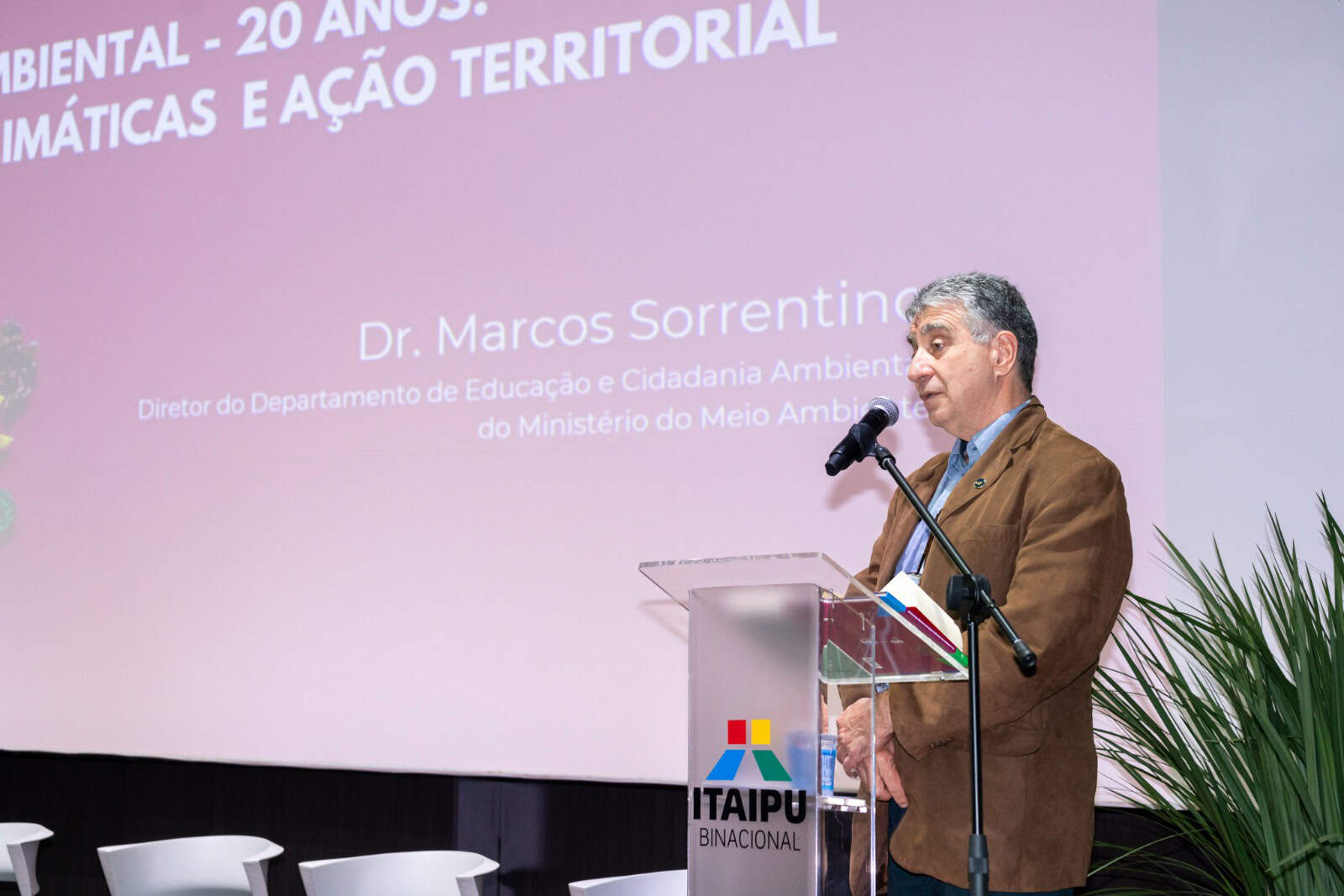 WhatsApp Image 2025 05 23 at 11.40.02 Professor e ambientalista Marcos Sorrentino será destaque no 2º Seminário de Educação Ambiental.