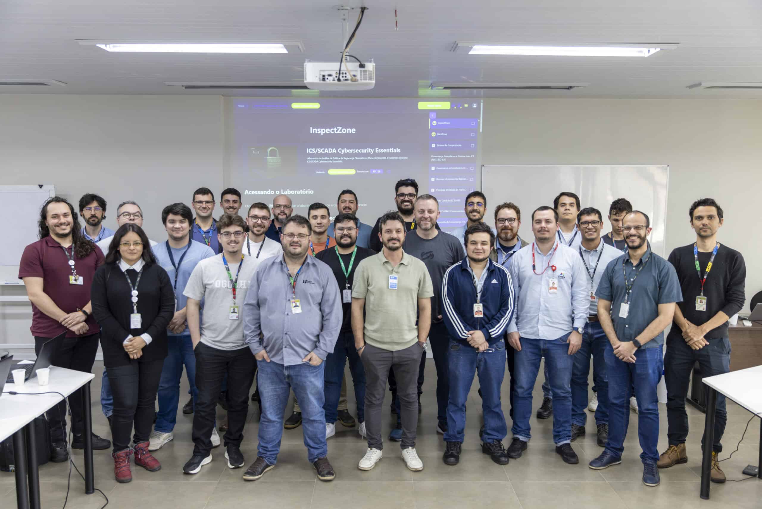 Curso de cibersegurança forma profissionais para proteção de infraestruturas críticas.