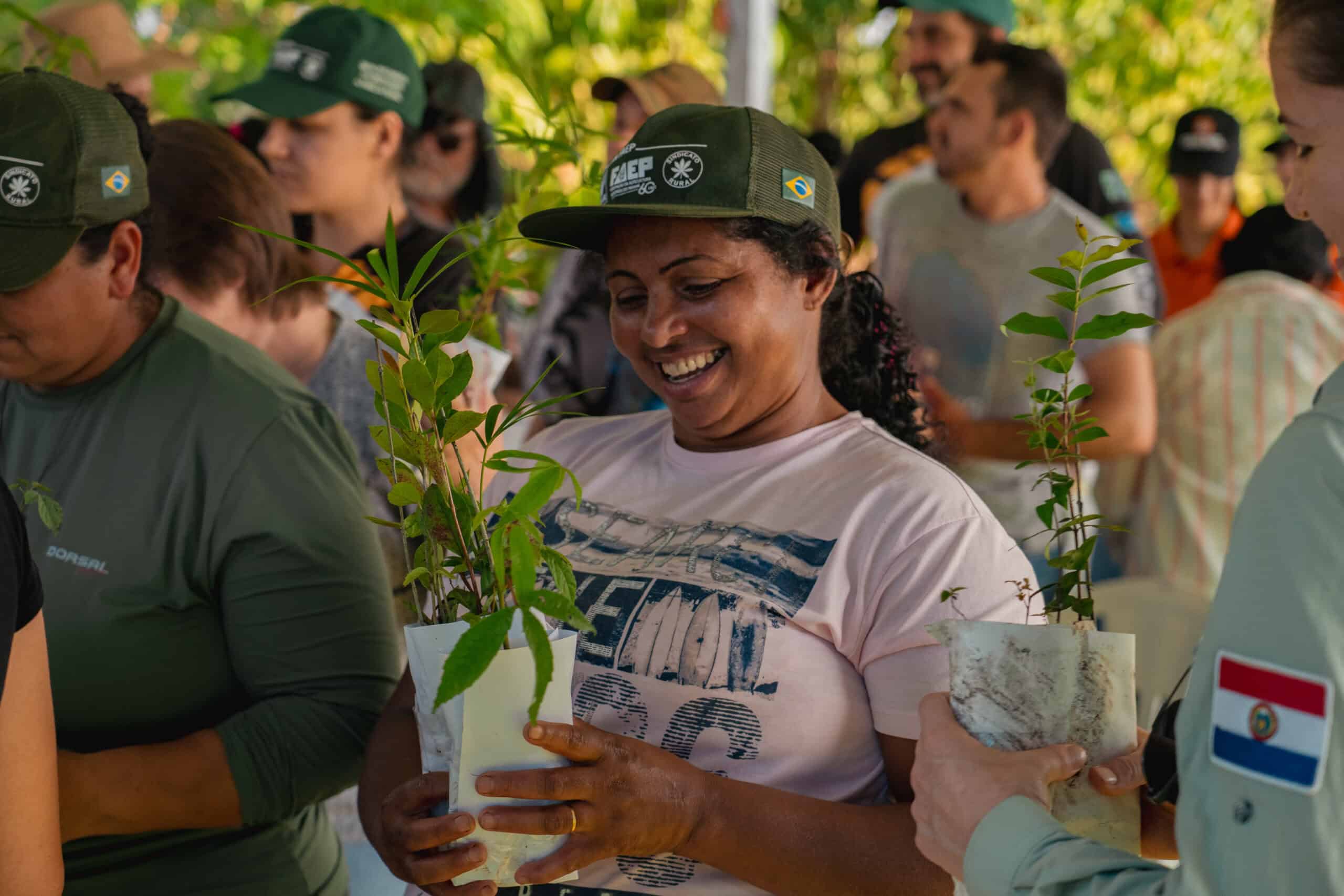 Convênio Semeando Gestão celebra Dia da Árvore com oficina sobre agrofloresta em Diamante D'Oeste.