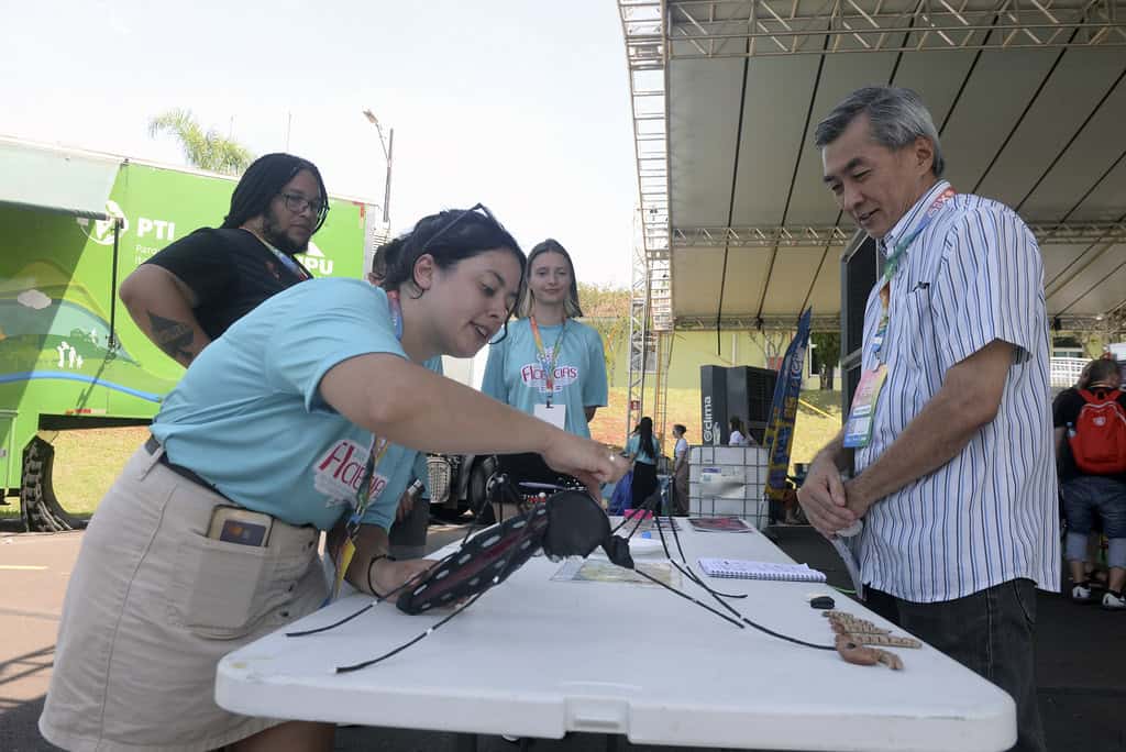 Mundo FIciências o Universo de inovação e pesquisa no Festival Iguassu Inova 2025.