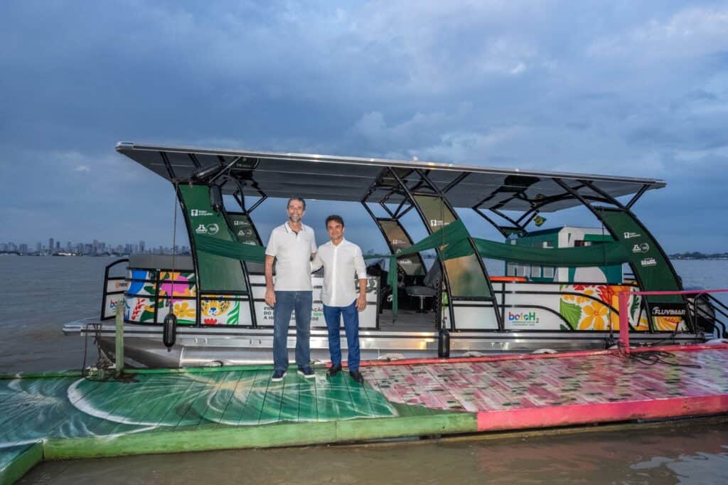 Primeiro barco 100% movido a hidrogênio verde da América Latina já navega pelos rios de Belém.
