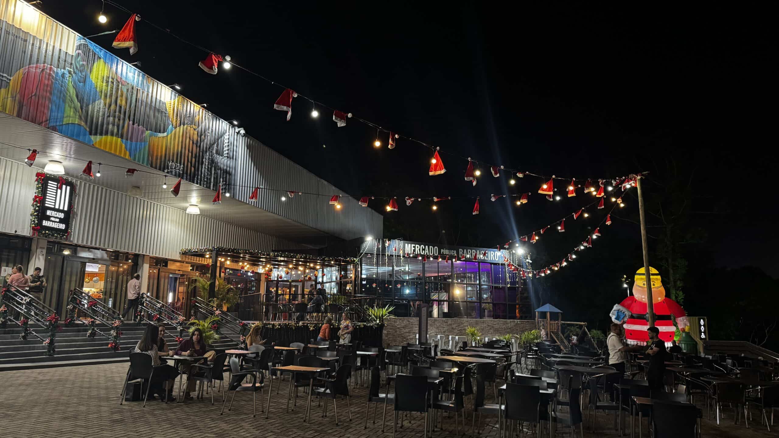 Mercado Barrageiro anuncia programação e decoração especial de Natal durante dezembro. Mercado Barrageiro anuncia programação e decoração especial de Natal durante dezembro.