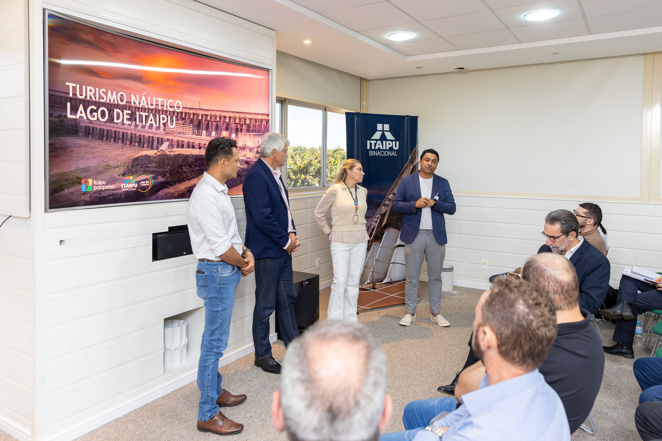 Com apoio da Itaipu, municípios lindeiros discutem plano para turismo náutico no Lago de Itaipu. Com apoio da Itaipu, municípios lindeiros discutem plano para turismo náutico no Lago de Itaipu.