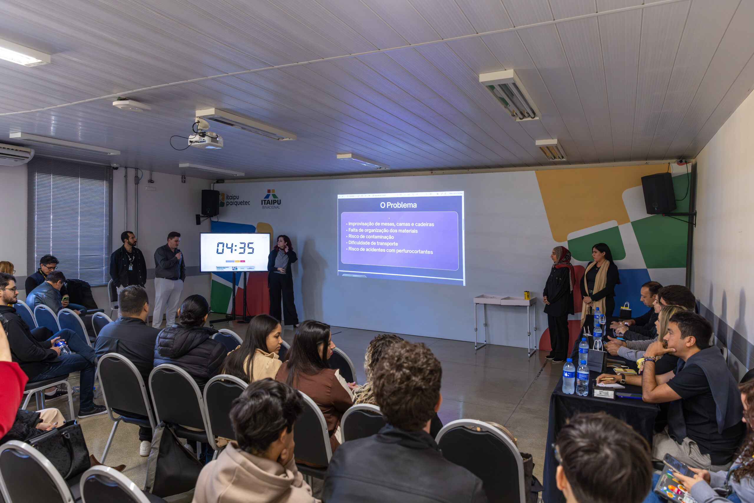Itaipu Parquetec e Descomplica UNIAMÉRICA encerram trilha empreendedora com premiação e conexão para novos negócios.